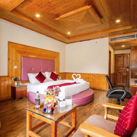 Готель Sarthak Regency By M K Hospitality,Rangri, Manali,Hp,Just 1 Kms From Volvo Parking Екстер'єр фото